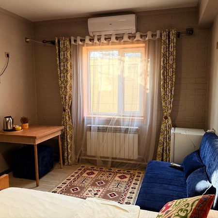 Salamat Hotel Bișkek Exterior foto