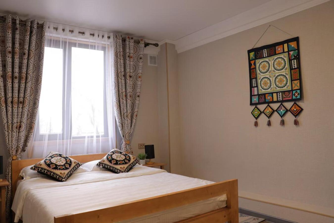 Salamat Hotel Bișkek Exterior foto