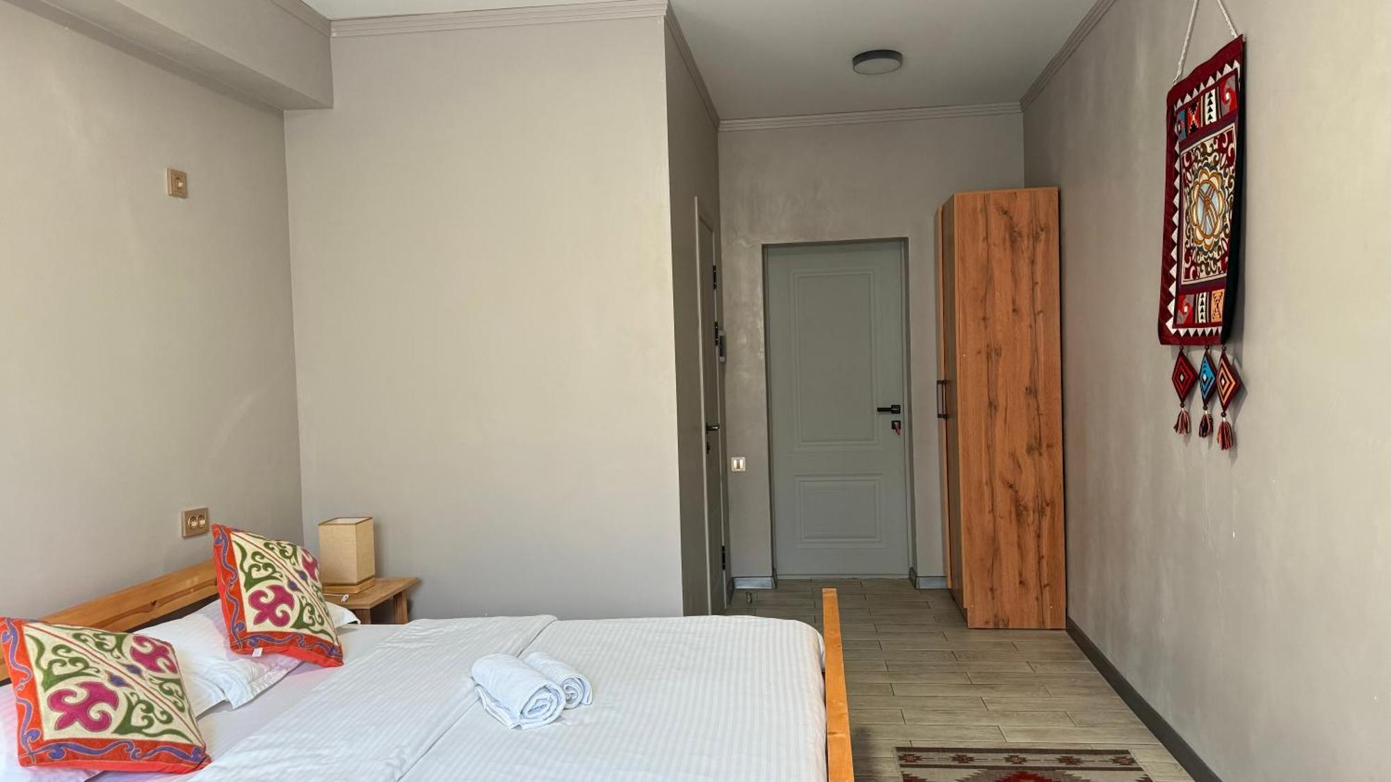 Salamat Hotel Bișkek Exterior foto