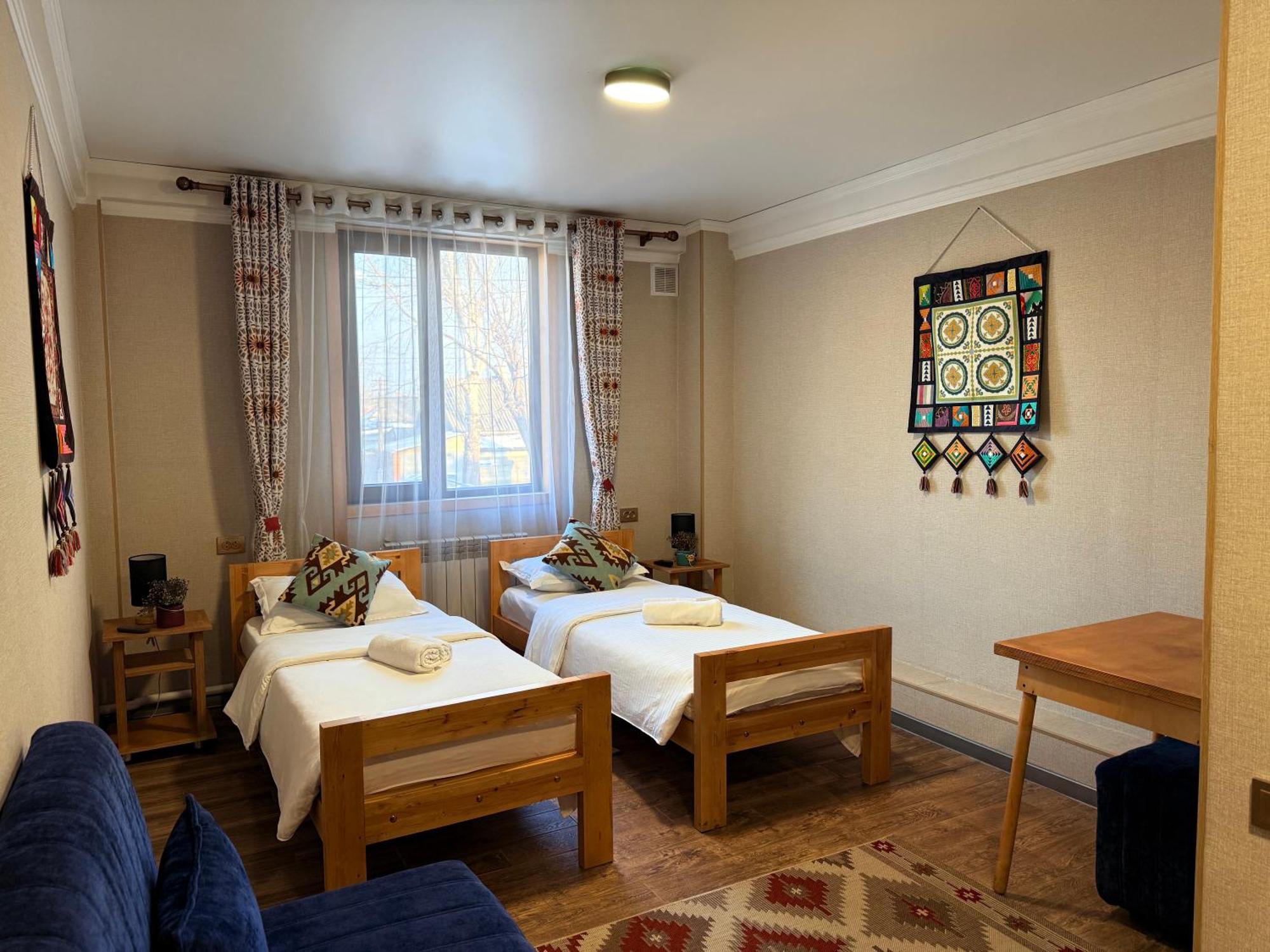 Salamat Hotel Bișkek Exterior foto