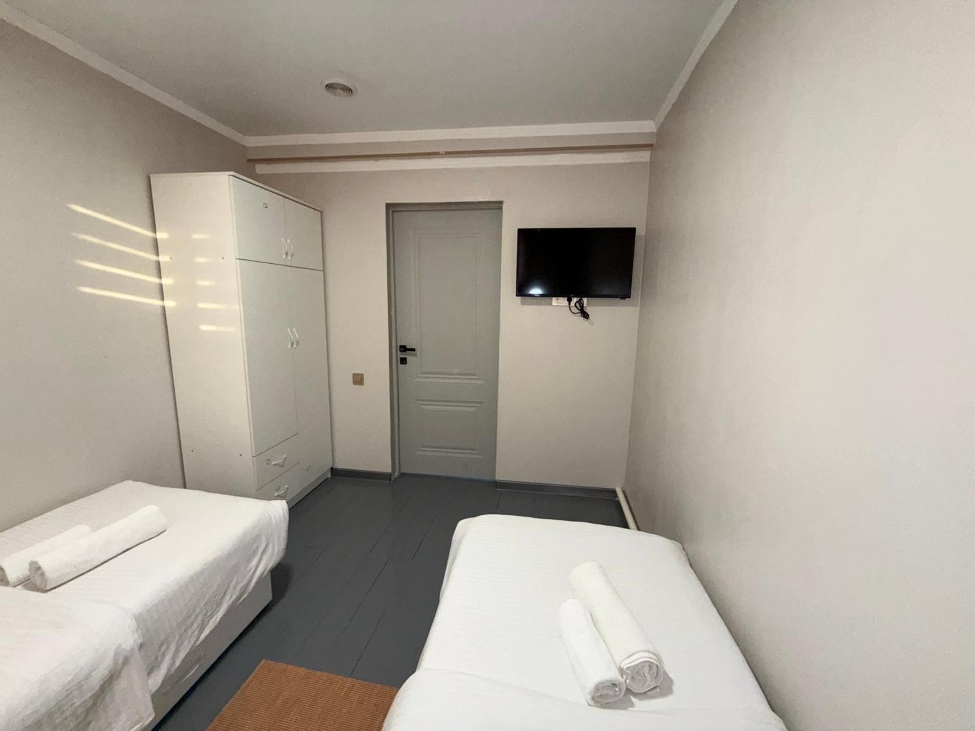Salamat Hotel Bișkek Exterior foto