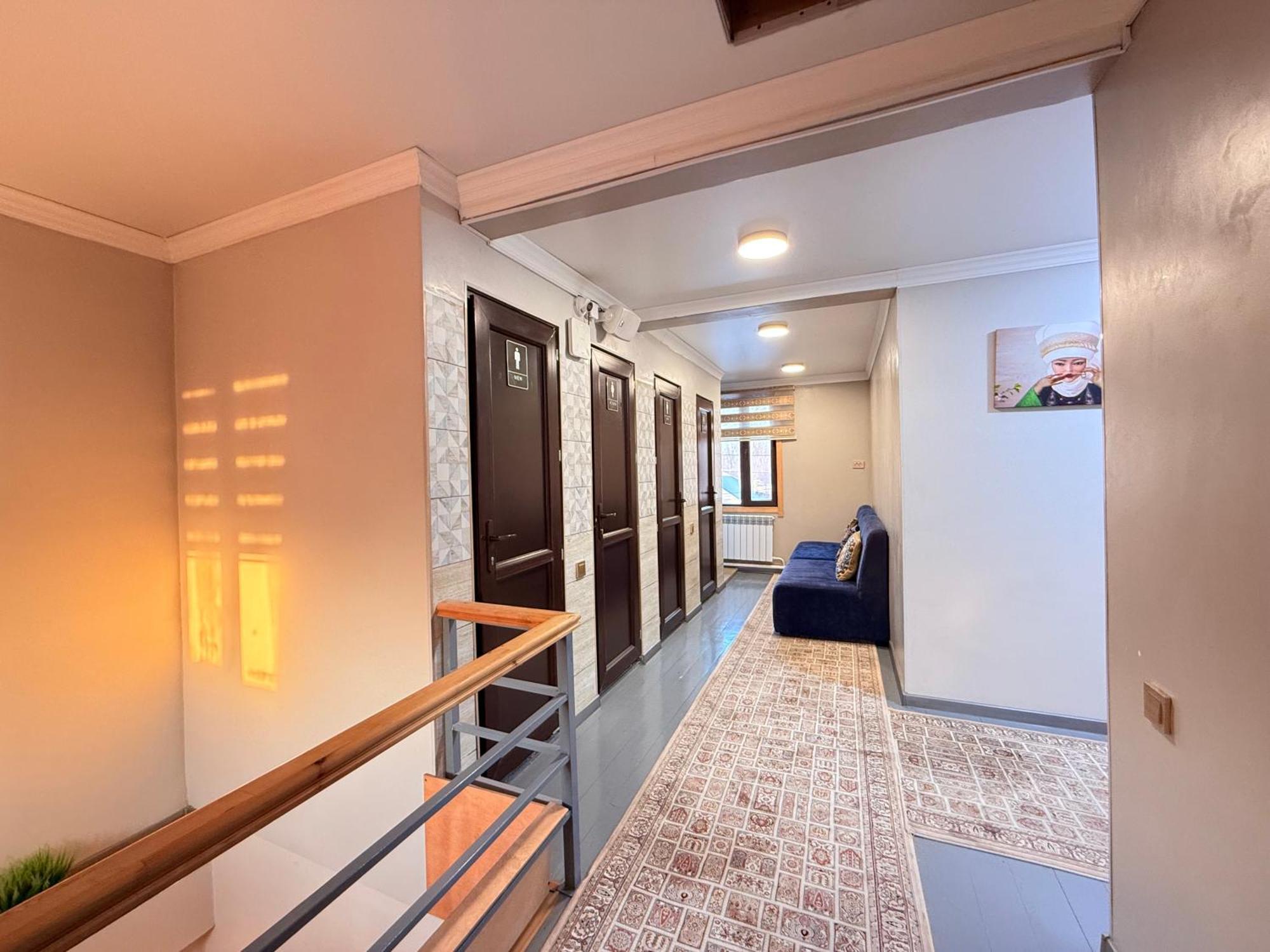 Salamat Hotel Bișkek Exterior foto